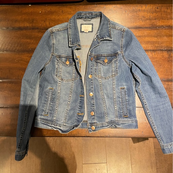 Jeans coat from Forever 21 - Picture 1 of 3